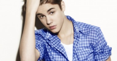 Stire din Monden : Justin Bieber a fost arestat
