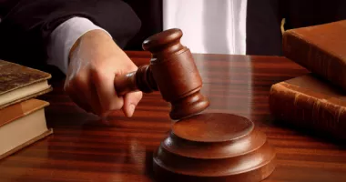 Șoc într-o maternitate. O femeie a născut sub identitatea alteia și i-a dat bebelușul