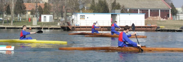 Stire din Sport : Poftiți la bord, pregătiți vâslele, start!