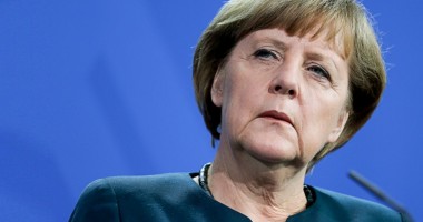 Stire din Actualitate : Alipirea Crimeii la Rusia - Angela Merkel anunță o extindere a listei cu persoane sancționate de UE