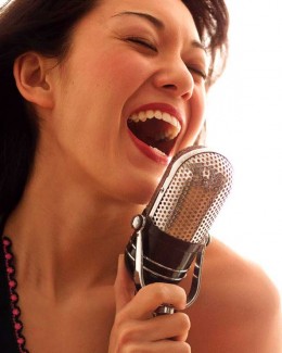 Febra Karaoke face victime la Constanța!