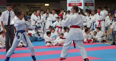 Stire din Sport : Karatiștii, start în noul an competițional