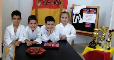 Stire din Sport : Karatiști constănțeni, medaliați la Cupa României