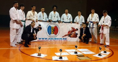 Stire din Sport : Cupa României de Ashihara Karate, din nou pe litoral