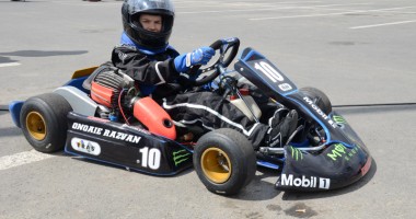 Piloții constănțeni turează motoarele pentru etapa a II-a a Naționalelor de Karting - 3