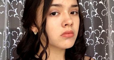 Stire din Actualitate : SELFIE MORTAL. O tânără de 15 ani a fost călcată de tren în timp ce se fotografia