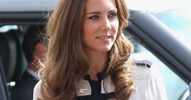 Stire din Diverse : KATE MIDDLETON este  ÎNSĂRCINATĂ!