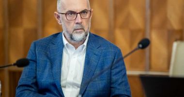 Stire din Politică-Administrație : Kelemen Hunor: „Am încredere în Bolojan și îl susțin dar eu aș fi început cu administrația centrală”