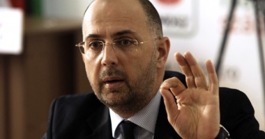 Stire din Politică-Administrație : UDMR nu vrea alegeri anticipate