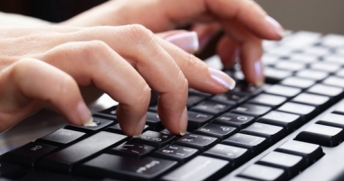 Stire din Social : Trăim pe net! Viteza medie de download date internet fix, în creștere cu peste 70%