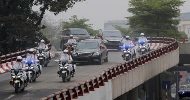 Kim Jong Un, întâmpinat cu covorul roșu înainte de întâlnirea cu Donald Trump - 4