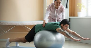 Stire din Sănătate : Kinetoterapia la domiciliu oferă o recuperare mai rapidă
