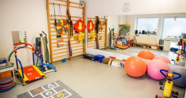 Stire din Social : Cabinete de kinetoterapie și săli de sport pentru elevii Centrelor  Şcolare  pentru Educaţie Incluzivă