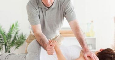 Stire din Social : România duce lipsă de kinetoterapeuți, dar este în top cu stomatologi și farmaciști