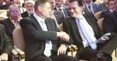 Stire din Politică-Administrație : "Iohannis va asigura interimatul la șefia PNL dacă ajung la Cotroceni"