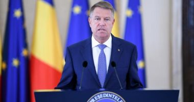 Stire din Politică-Administrație : Klaus Iohannis sesizează CCR în cazul legii referitoare la alegerile pentru Parlamentul European