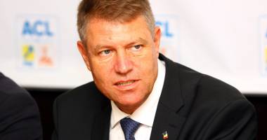 Stire din Politică-Administrație : Klaus Iohannis: "Nu putem să trimitem clasa politică acasă"