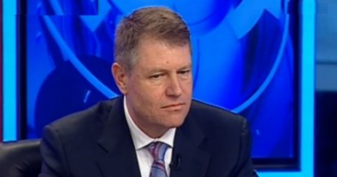 Stire din Politică-Administrație : "Cred că Băsescu mă va susține în turul 2, e de dreapta. Fuziunea PNL-PDL se produce oricum"