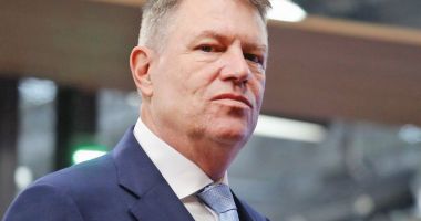Stire din Politică-Administrație : Klaus Iohannis s-a întâlnit cu Joe Biden la summit-ul COP26 pentru climă