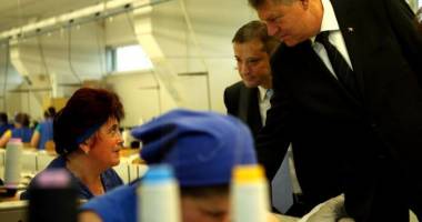Stire din Politică-Administrație : Incompatibilitatea lui Iohannis, judecată de Înalta Curte