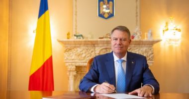 Stire din Politică-Administrație : Legea privind instituirea pe 11 aprilie a Zilei educaţiei financiare, promulgată