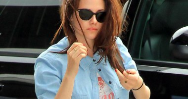 Stire din Monden : Prima apariție publică a lui Kristen Stewart după scandalul care  i-a distrus cariera