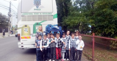 Stire din Social : Reciclarea deșeurilor, pe înțelesul copiilor