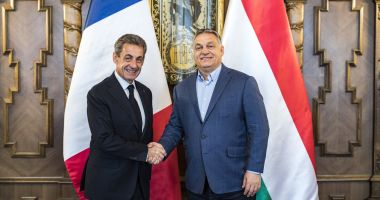 Stire din Actualitate : La Budapesta, Sarkozy îi ia apărarea lui Viktor Orban