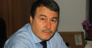Lacrimi și durere pe ultimul drum al Adrianei Farcaș. "Criminalul acesta trebuie chinuit. Legile sunt prea blânde pentru el" - 2