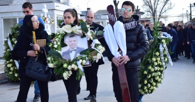 Lacrimi și tristețe! Patronul de la Filicori, condus pe ultimul drum - 5