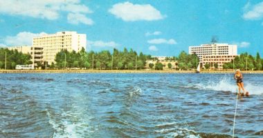 Agrement! Bărcuțe, hidrobiciclete și schi nautic, pe Lacul Siutghiol - 2
