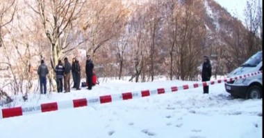 IML: Bărbatul și cei doi copii ai săi recuperați din lacul Tarnița au murit înecați