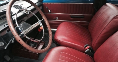 GALERIE FOTO. LADA 1200, amintire din EPOCA DE AUR. Unde mai găsim asemenea mașină și la ce prețuri - 2