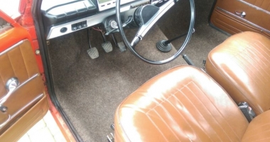 GALERIE FOTO. LADA 1200, amintire din EPOCA DE AUR. Unde mai găsim asemenea mașină și la ce prețuri - 5