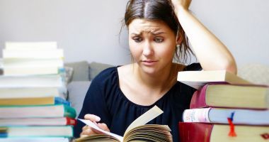 La început și la sfârșit de relație, totul ține de gramatică!