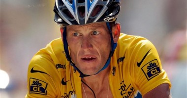 Ciclistului Lance Armstrong i-a fost retras Premiul BBC