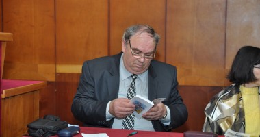Cei mai prolifici "afaceriști"  sunt la "Prăvălia cu umor" - 5