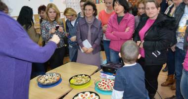 Stire din Sănătate : "Lanțul mânuțelor fericite!",  la Constanța
