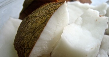 Stire din Sănătate : Laptele de cocos, o alternativă  pentru copiii cu intoleranță la lactoză