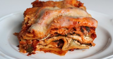 Stire din Actualitate : Mii de pachete de lasagna cu carne de cal au fost confiscate în Portugalia