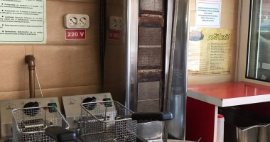 Galerie foto. "La șnitzel" se redeschide după ce a fost închis de Protecția Consumatorilor - 6