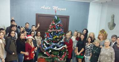 La Universitatea "Andrei Șaguna", studenții continuă tradiția  de sărbători - 2