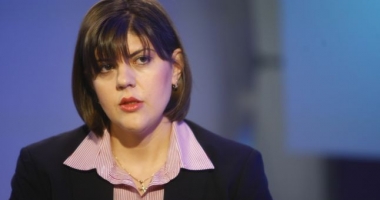 Stire din Politică-Administrație : Laura Codruța Kovesi, reînvestită la conducerea DNA