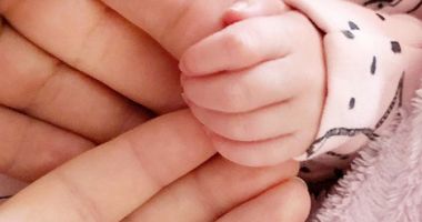 Stire din Monden : FOTO / Laura Cosoi a născut. Ce nume a ales pentru fetița ei