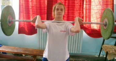 Stire din Sport : Halterofila Laura Pricop, campioană europeană