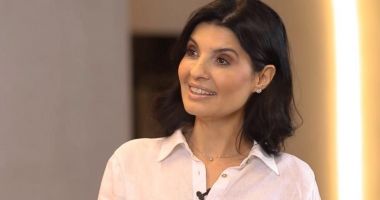 Stire din Politică-Administrație : Lavinia Șandru: „Mulți dintre politicienii români și-au făcut o carieră din a fi slugă”