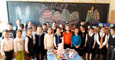 Stire din Cultură-Educație : Lecție de altruism pentru elevii din Valu lui Traian și Murfatlar