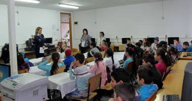 Lecții despre delincvență, în școlile din Constanța - 3