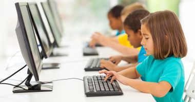 Stire din Cultură-Educație : Lecţii de programare gratuite, pentru copii