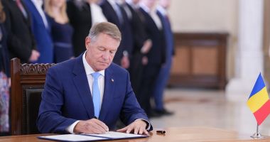 Stire din Politică-Administrație : Lege promulgată. La ce au prioritate supraviețuitorii  Holocaustului